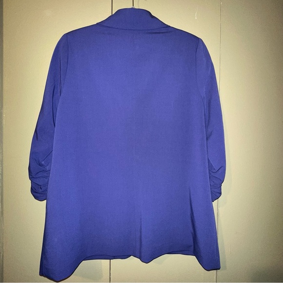 Forever 21 Plus Blazer - Picture 2 of 12